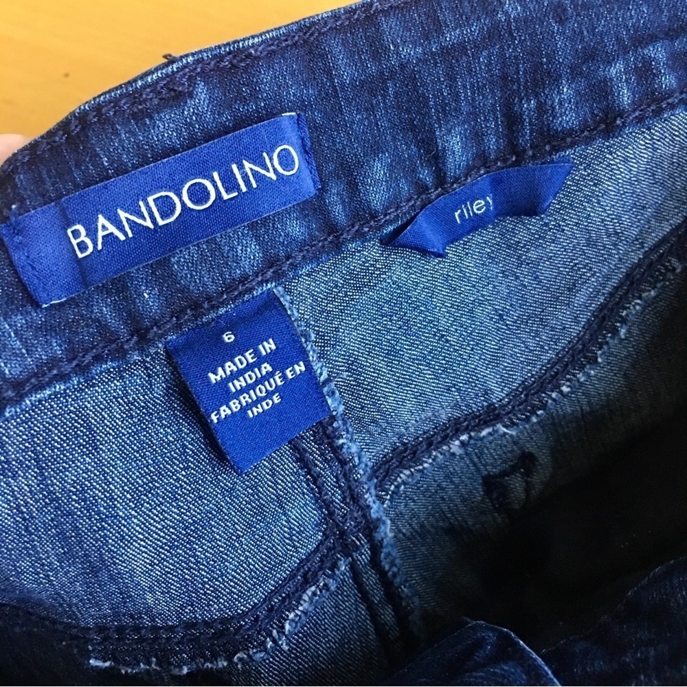Bandolino Mid Rise Riley Bermuda Jean Shorts, Blue Denim, Size 6 - Picture 9 of 17